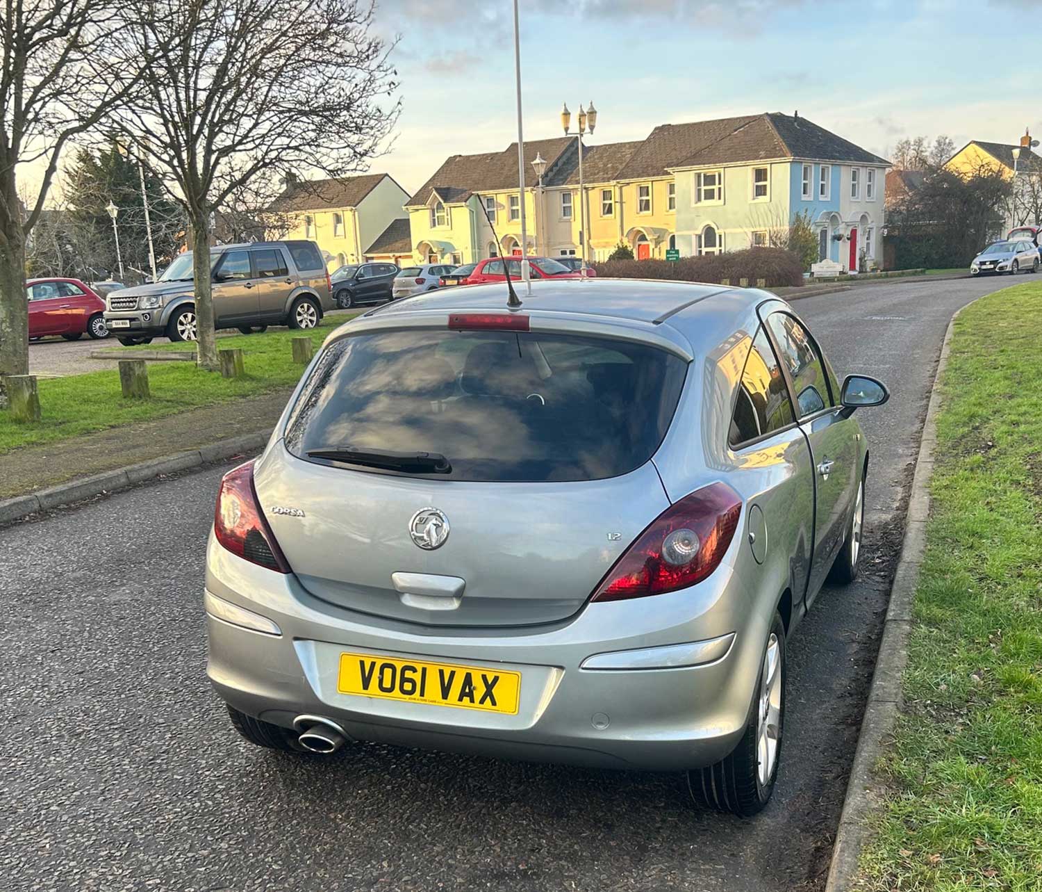 Vauxhall Corsa 1.2i - Image 3