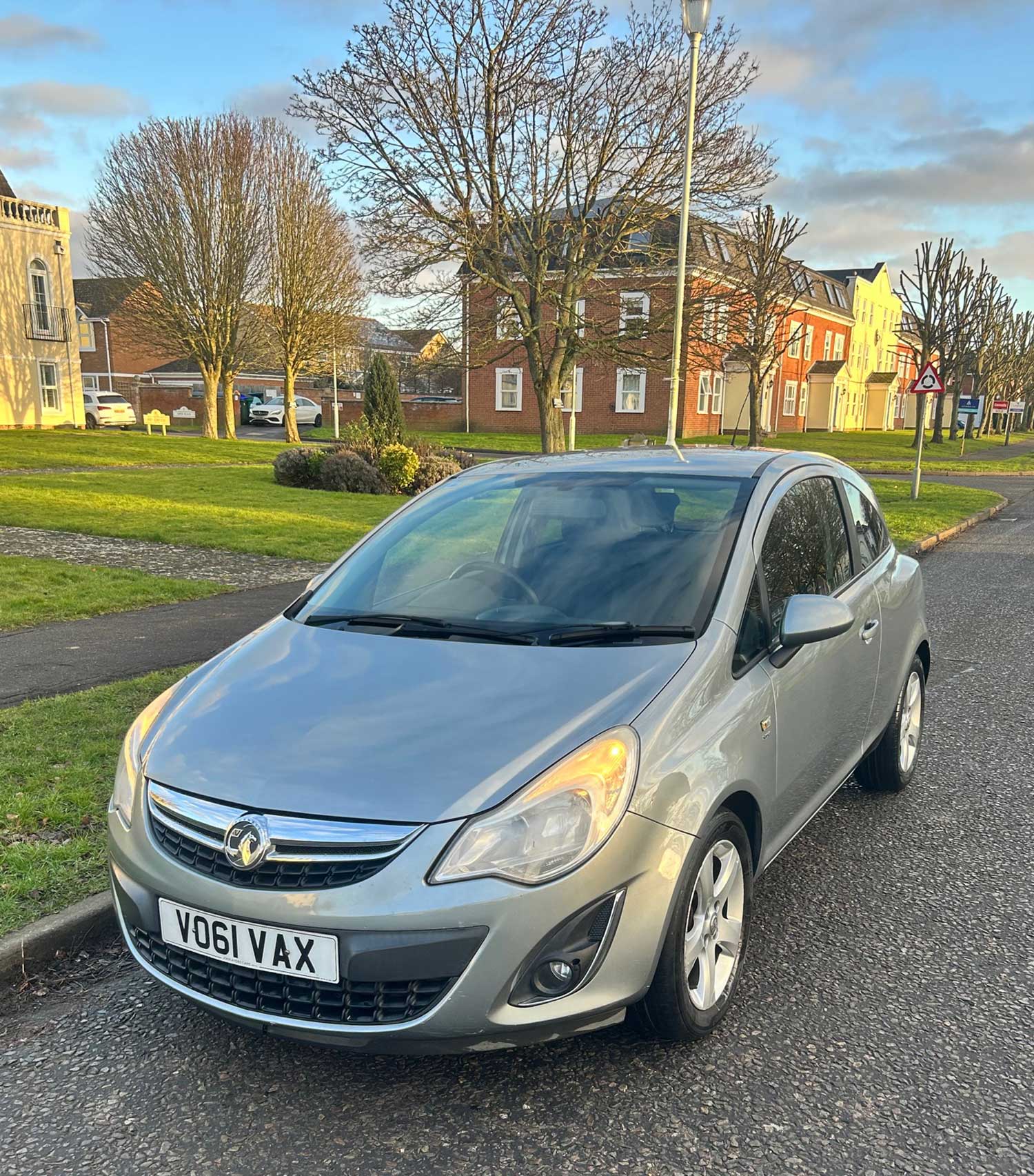 Vauxhall Corsa 1.2i - Image 5